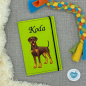 Preview: Dobermann braun personalisierte Impfpasshülle Hund in grün