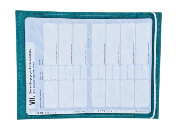 Innenansicht der Impfpasshülle für den Windhund in weiß